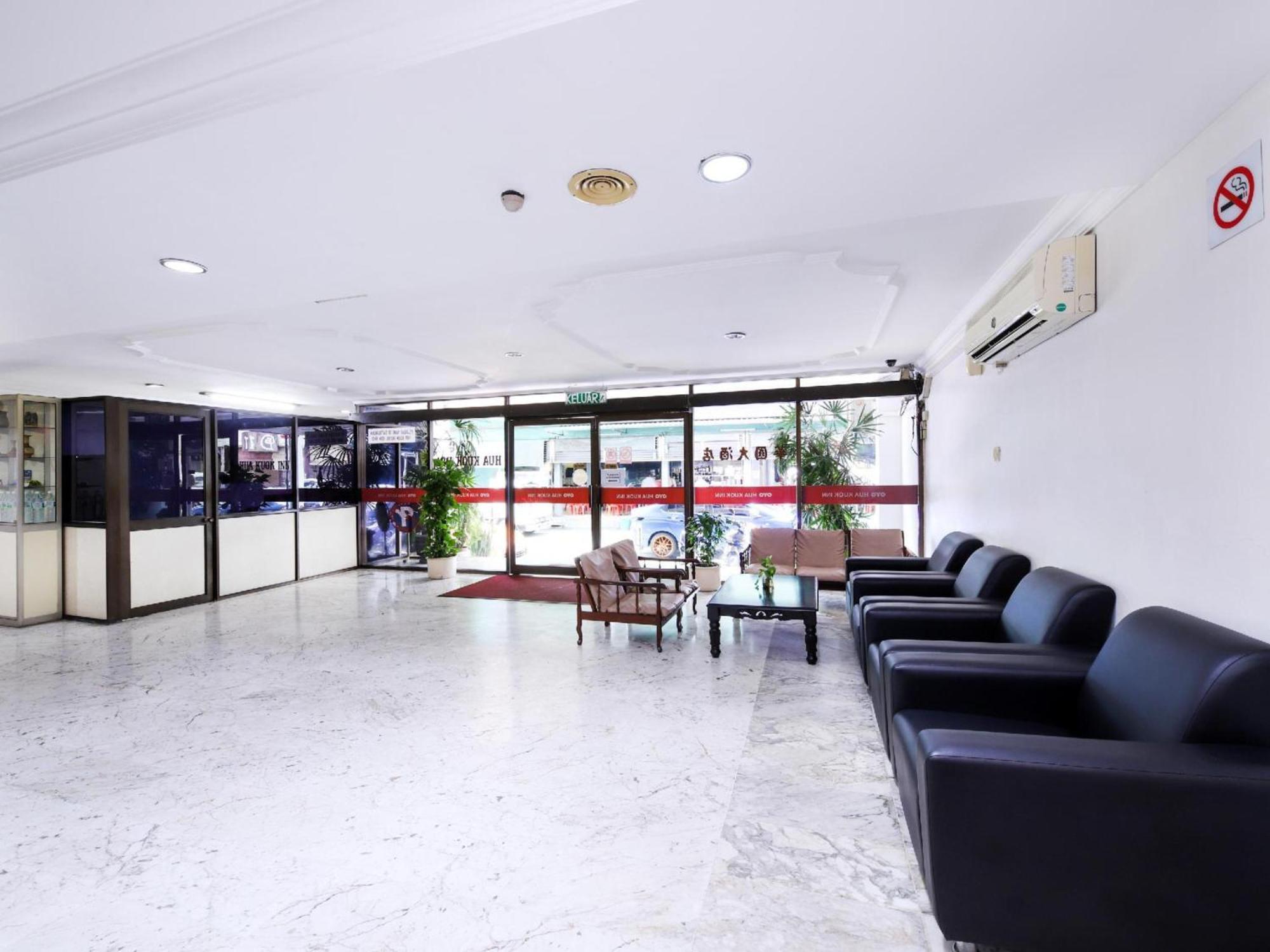 Super Oyo 979 Hua Kuok Inn Kuching Exterior photo